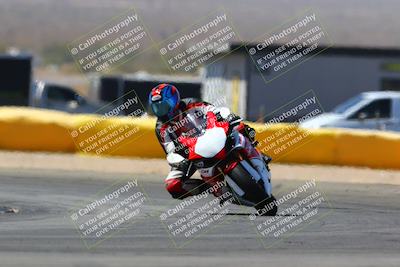 media/Mar-28-2022-Superbike Trackdays (Mon) [[b8603d0f67]]/Novice Group (1130am-12pm)/Turn 2/